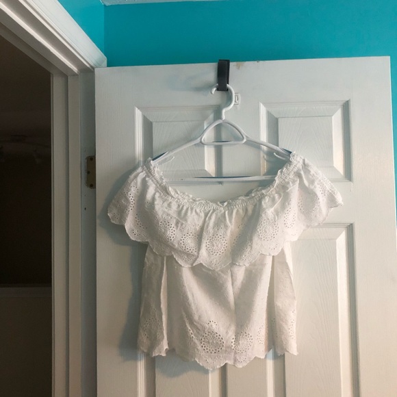 American Eagle Outfitters Off the Shoulder Top - Picture 3 of 5